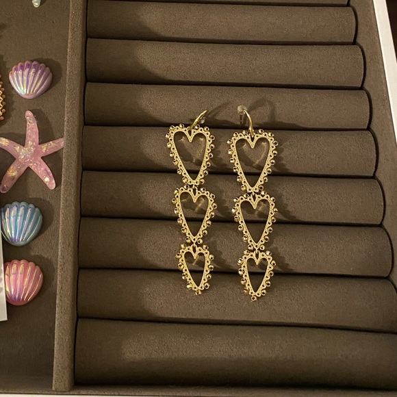 Kendra Scott Beaded Ansley Heart Statement Earrings - Picture 3 of 5